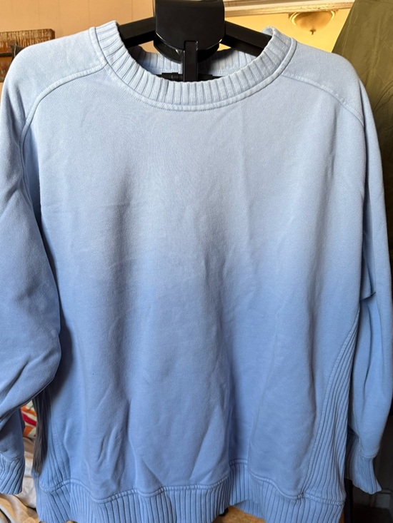 aerie Tops - aerie oversized comfy Light Blue Crewneck Sweatshirt size XL 88% cotton